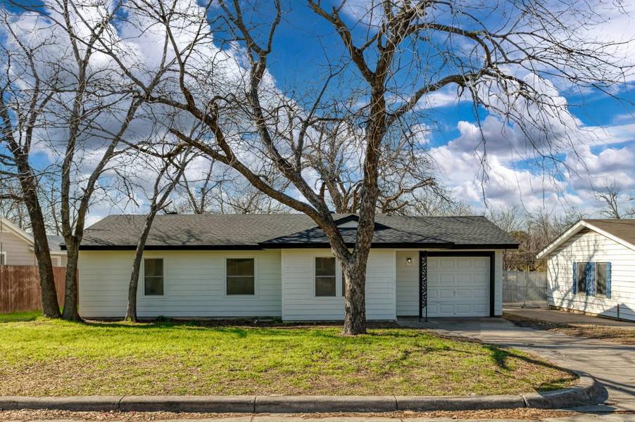 3617 Layton Avenue, Haltom City, TX 76117