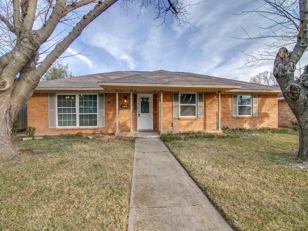 1621 Charlotte Drive, Garland, TX 75041