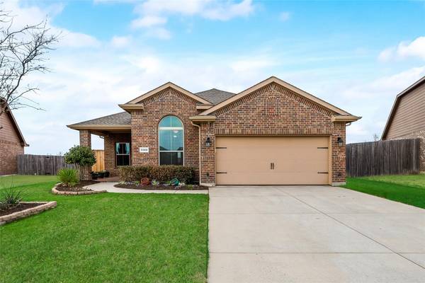 5109 Crystal Lake Avenue, Krum, TX 76249