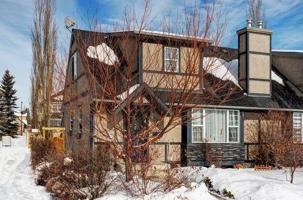 Calgary, AB T2T 6C5,38 Quentin PL SW