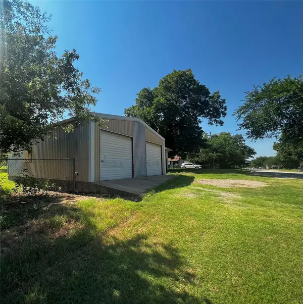 Perrin, TX 76486,224 W Davis Street