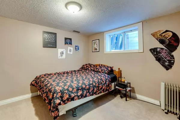 Calgary, AB T3K 7C8,288 Beddington CIR NE