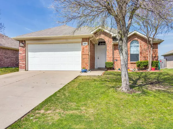 920 Brighton Way, Burleson, TX 76028