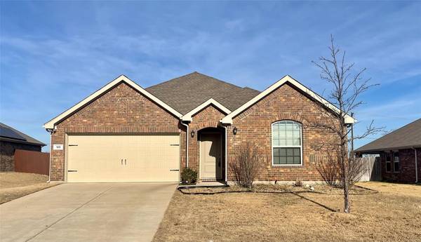 123 Lariat Trail,  Waxahachie,  TX 75165