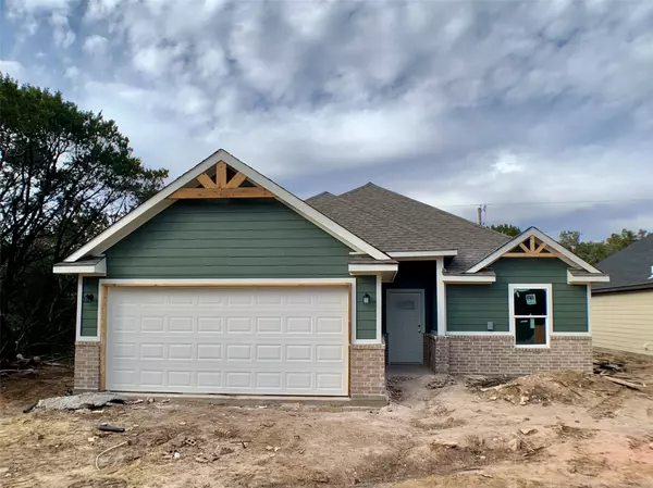 926 Colorado River Drive, Granbury, TX 76048