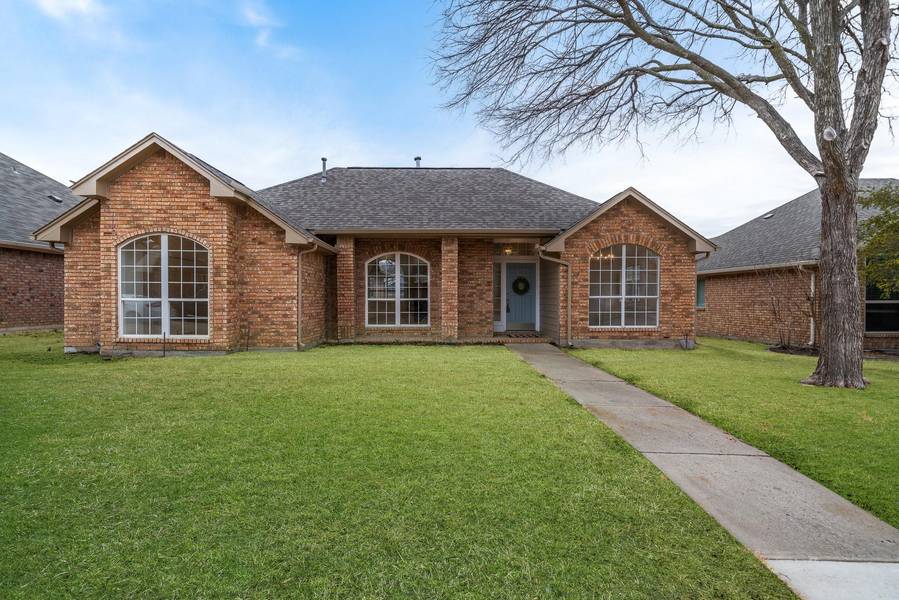 2144 Lavaca Trail, Carrollton, TX 75010