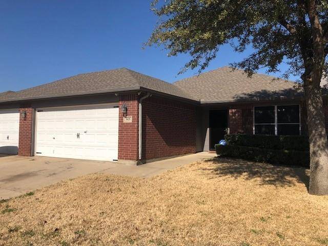 805 Eagle Drive, Saginaw, TX 76131