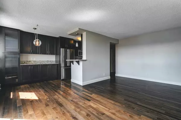 Calgary, AB T2R 0N3,733 14 AVE SW #1105