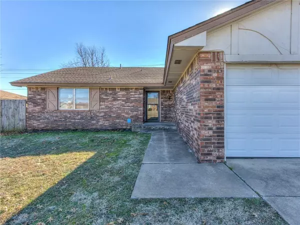 Moore, OK 73160,1200 NE 4th Street