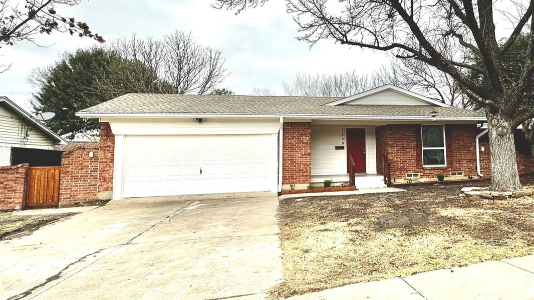 2209 Bayberry Drive, Mesquite, TX 75149