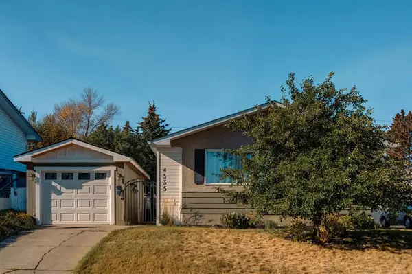 Calgary, AB T2K 2H5,4535 Namaka CRES NW