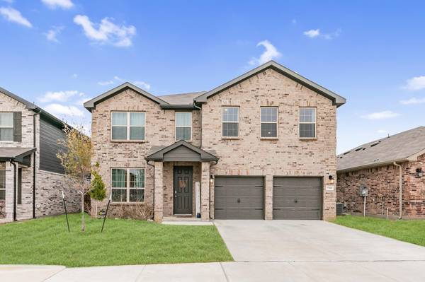 7500 Schooner Drive, Fort Worth, TX 76179