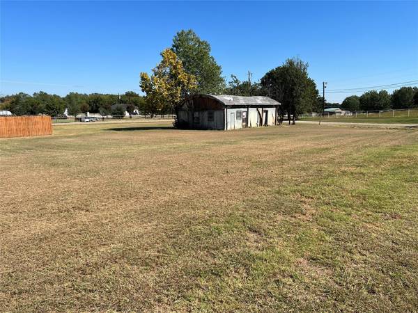 371 Rose Circle, Gordonville, TX 76245