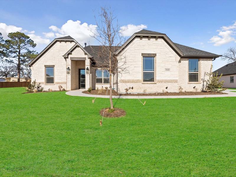 3040 Reed Court, Granbury, TX 76048