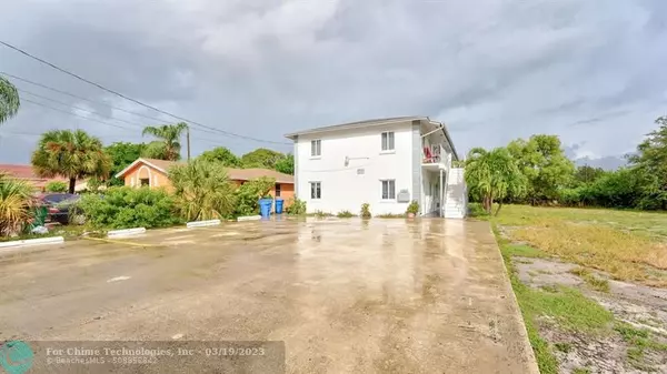 Riviera Beach, FL 33404,1044 W 28th St