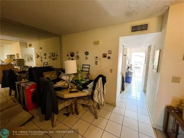 Deerfield Beach, FL 33442,103 Freedom Ct  #103