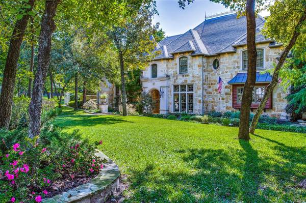 8701 Baltusrol Drive, Flower Mound, TX 75022