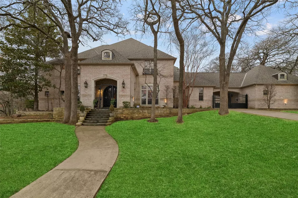 Southlake, TX 76092,1613 Regal Oaks Drive