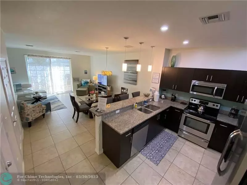 Pompano Beach, FL 33062,2353 SE 5th St  #2353