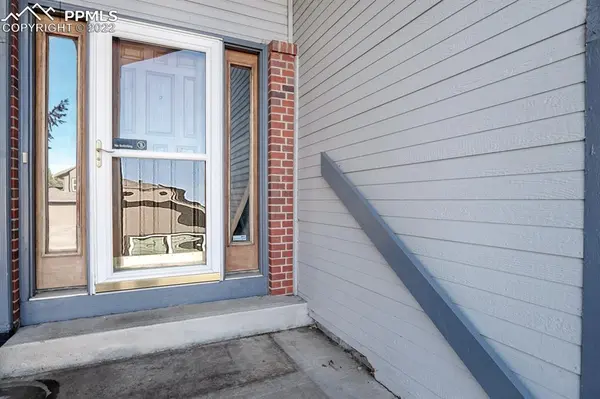 Colorado Springs, CO 80920,7775 Conifer DR