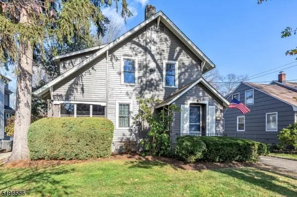 6 Bartow Ln, Chatham Boro, NJ 07928