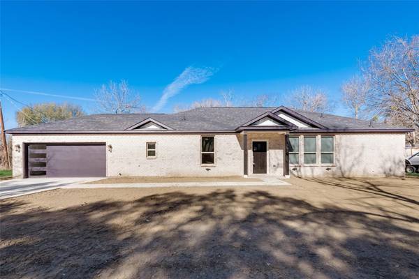 706 SW 3rd Street,  Kerens,  TX 75144