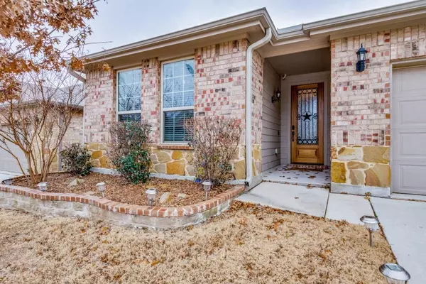 3716 Harbour Mist Trail, Denton, TX 76208