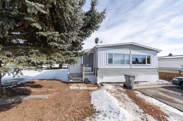 Stettler, AB T0C 2L2,6017 52 AVE #25