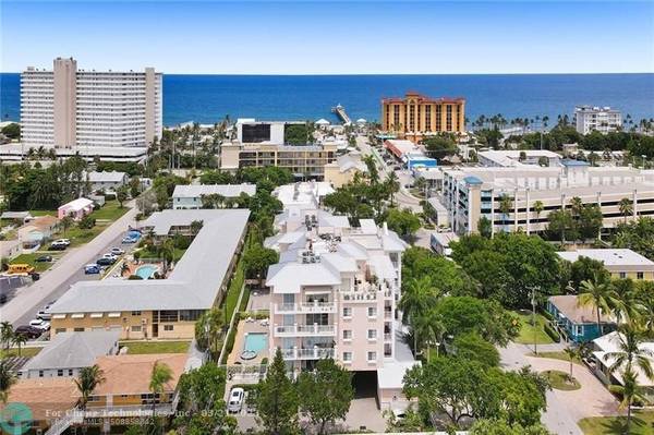 Deerfield Beach, FL 33441,1931 NE 2nd St  #403