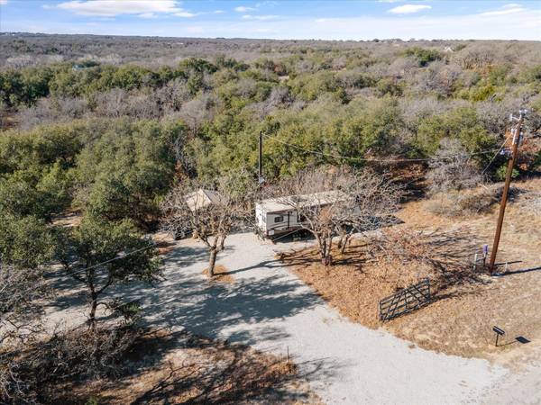 270 Apache Trail, Springtown, TX 76082