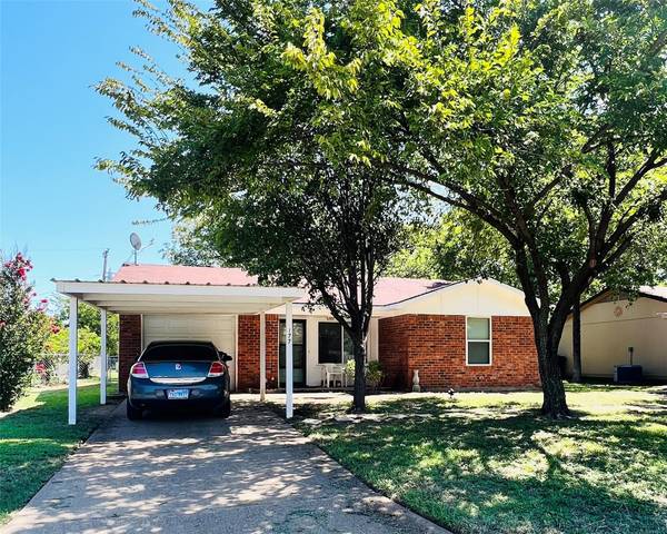 177 Berry Street, Graham, TX 76450