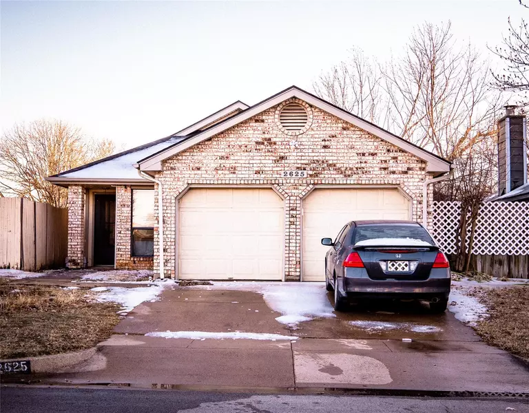 2625 Butterfield Drive, Fort Worth, TX 76133