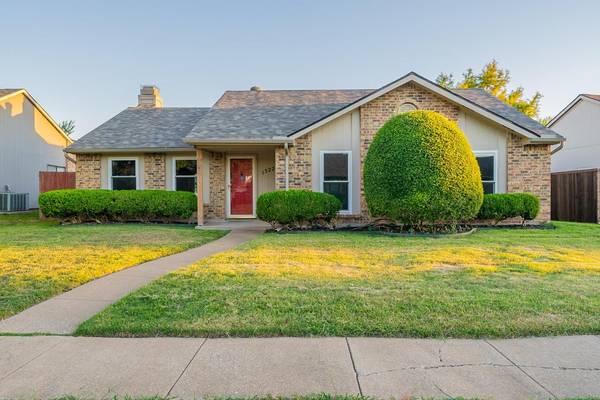 1322 Crestview Drive, Allen, TX 75002