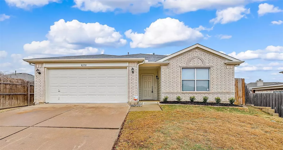 Fort Worth, TX 76131,8258 Horse Whisper Lane