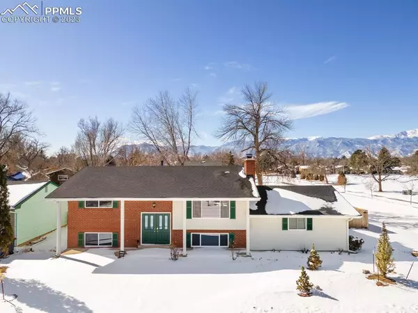 1238 Martin DR, Colorado Springs, CO 80915