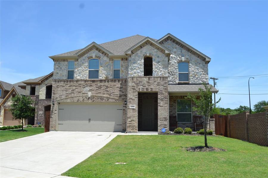 1304 Mountain View Lane, Kennedale, TX 76060