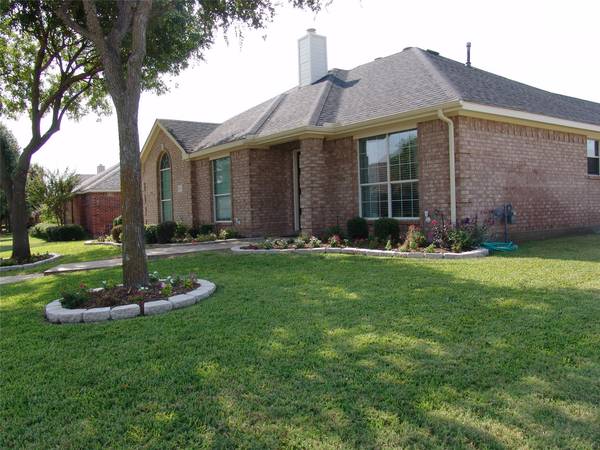 10401 Bent Tree Drive, Rowlett, TX 75089