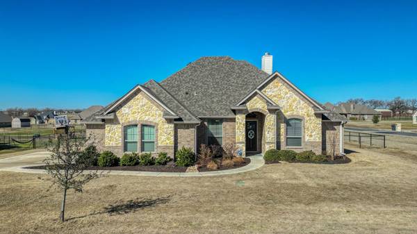 100 Spirit Court, Weatherford, TX 76087