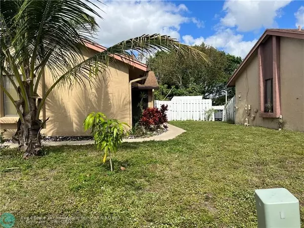 Boca Raton, FL 33428,9649 Golf State Park Cir  #9649