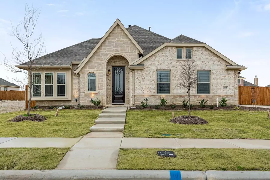 5018 Ridgeview Lane, Midlothian, TX 76065