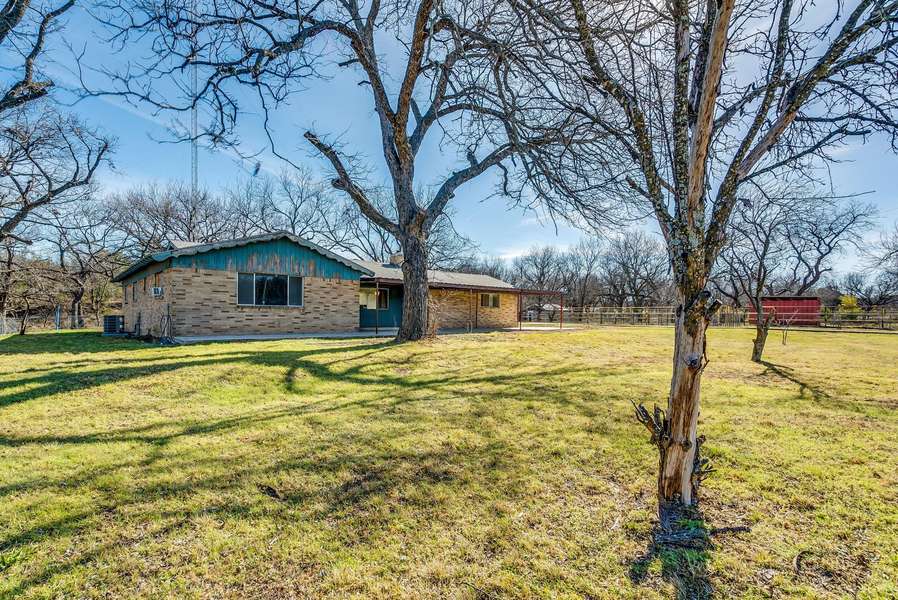 16438 N US Highway 377, Stephenville, TX 76401