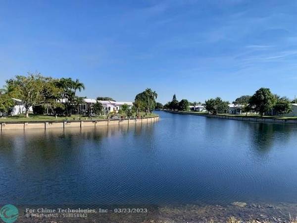 7214 Primrose Ln  #7214, Tamarac, FL 33321