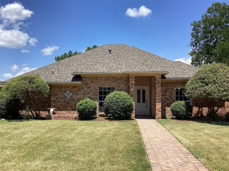 1909 Royal Crest Drive, Garland, TX 75043