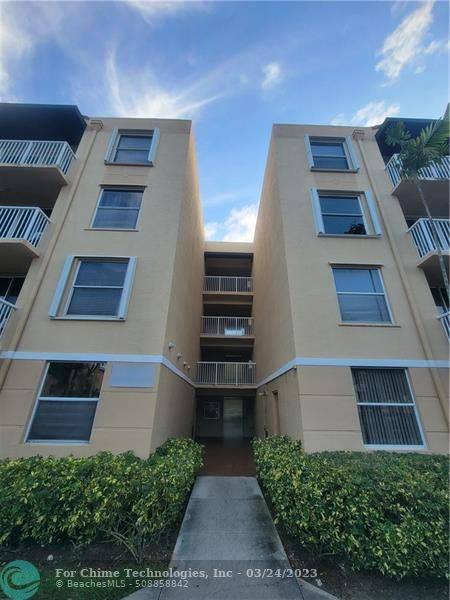 Dania Beach, FL 33004,649 E Sheridan St  #210