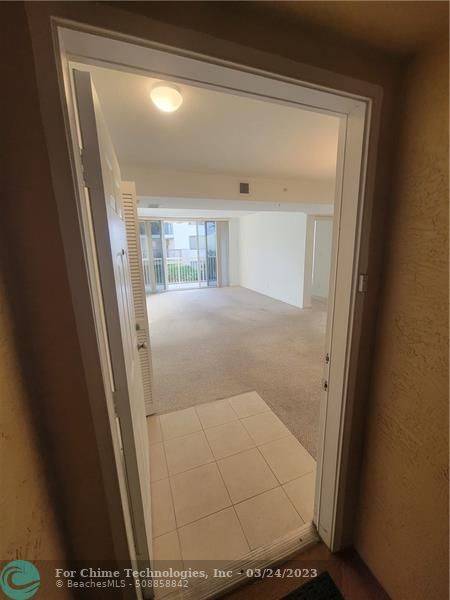 Dania Beach, FL 33004,649 E Sheridan St  #210
