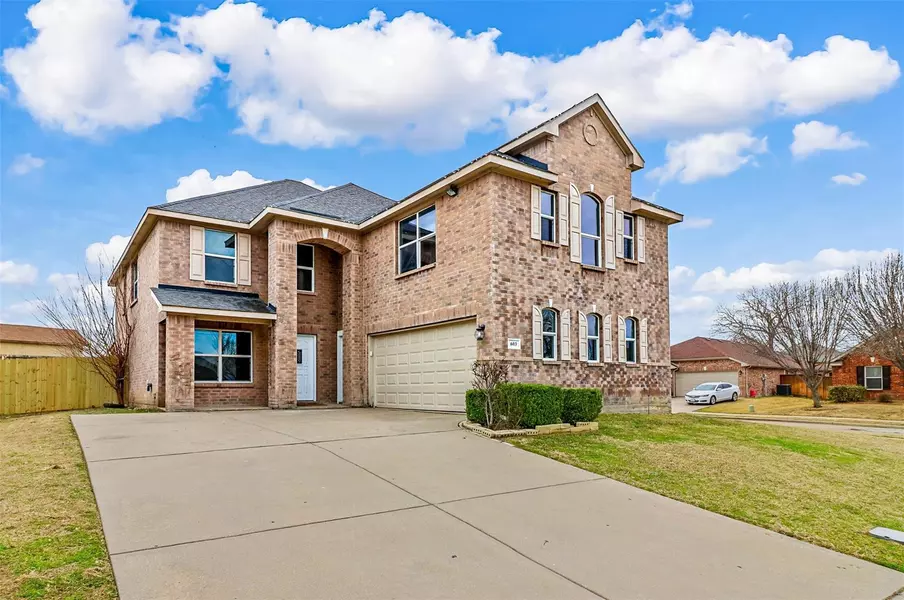 603 Sotogrande Street, Grand Prairie, TX 75051