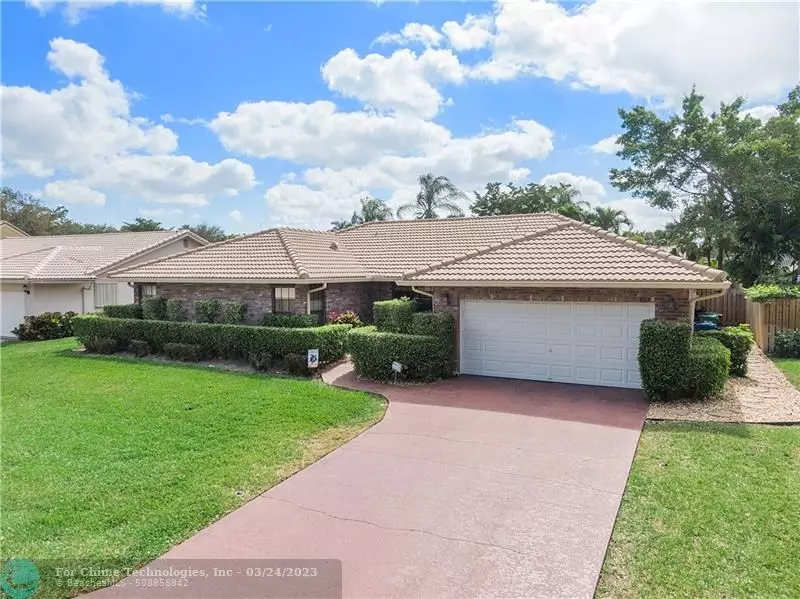 10826 NW 10th Place, Coral Springs, FL 33071