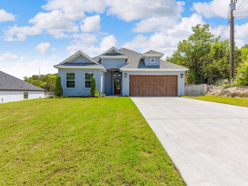 2513 Woodhaven Drive, Granbury, TX 76048