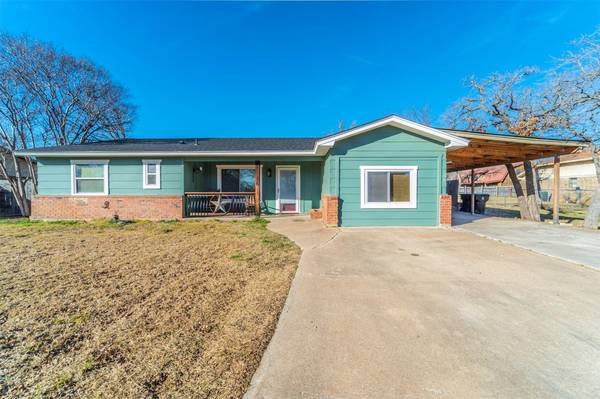 1516 Tanglewood Drive, Azle, TX 76020