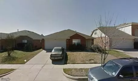 11000 Briaroaks Drive, Fort Worth, TX 76140